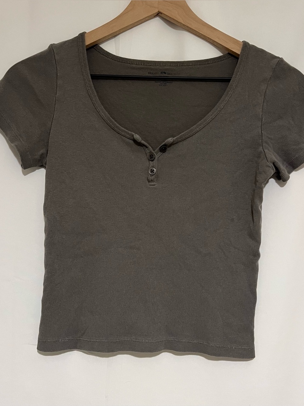 Brandy Melville Zelly Button Top